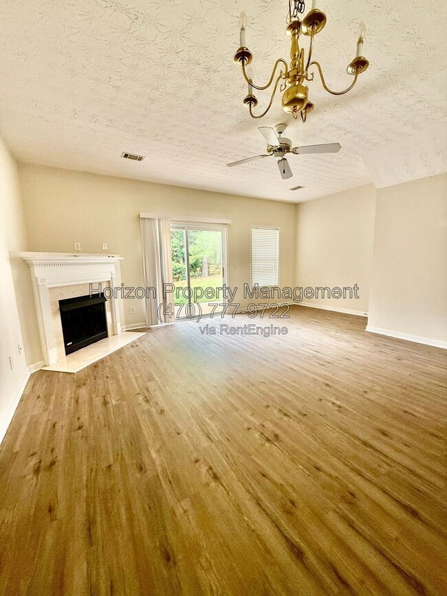 Photo - 15 Pearl Chambers Ct