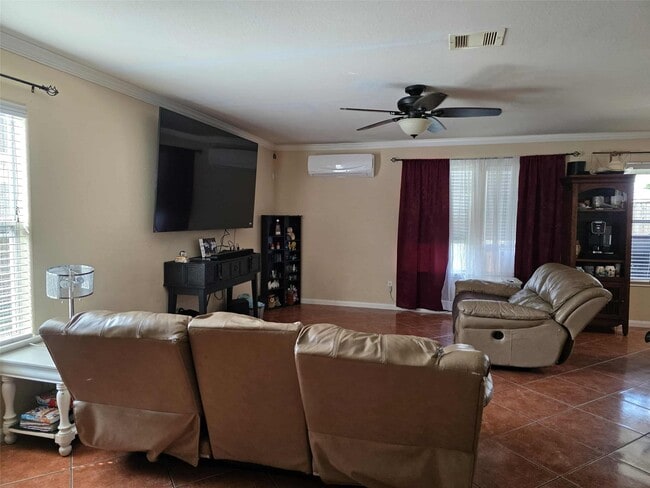 Photo - 10306 Dalehurst Ct