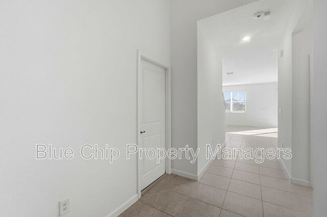 Photo - 211 Ballo Dr