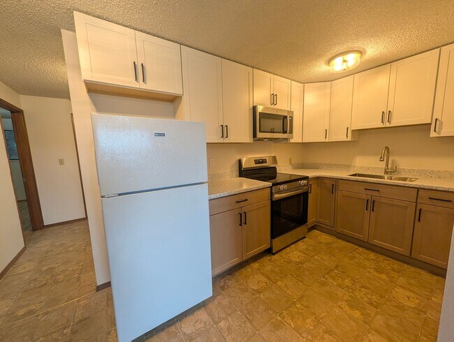 Photo - Illahee6056 Unit A