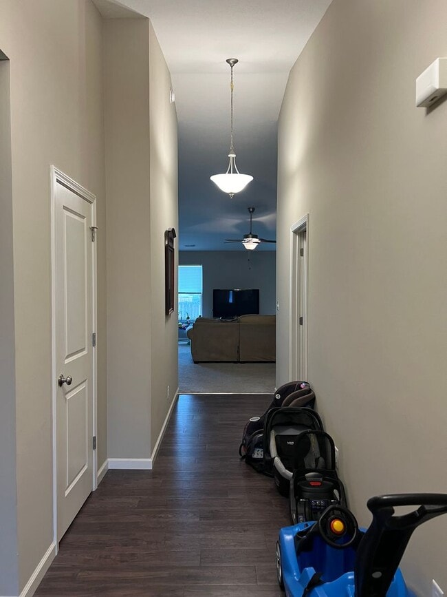 Photo - BLACKTHORNE COMMUNITY