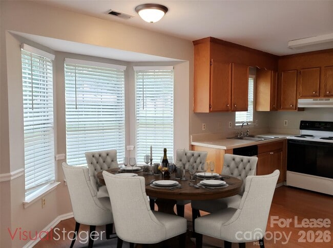 Photo - 4608 Falcon Chase Dr SW