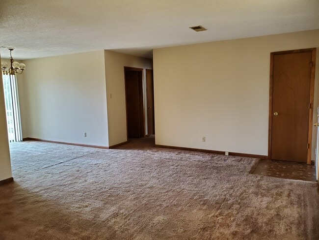 Photo - Maryville Perfect Location 2BR/1BA Condo