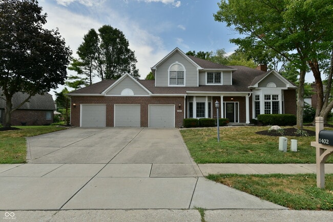 Photo - 1402 Edinburgh Dr House