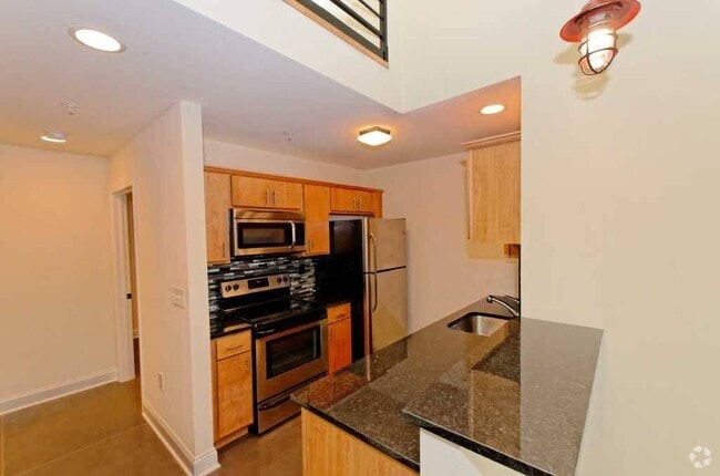 Building Photo - 301 Green St Rental