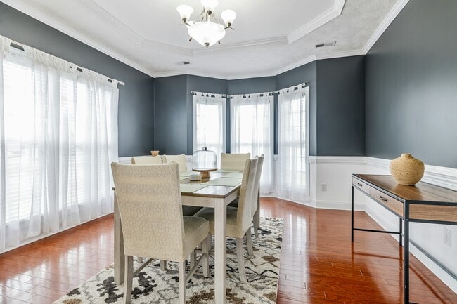 Photo - 523 Murray Fork Dr