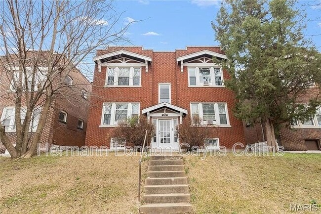 Building Photo - 4234 Dewey Ave