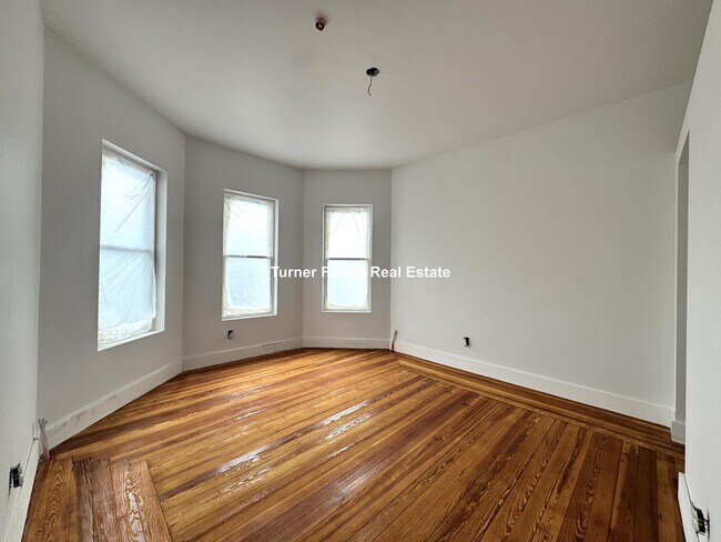 Photo - 82 Marion St