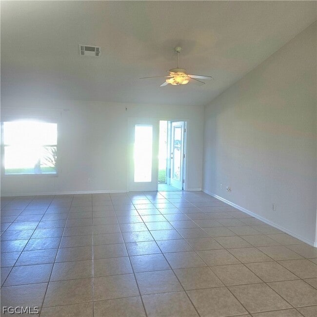 Photo - 3315 SW 8th Ct