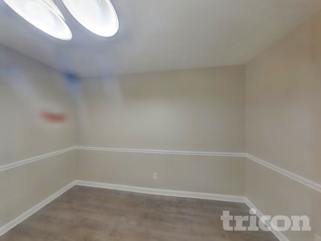 Photo - 850 Rambling Rose Ct NW