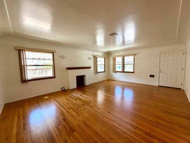 4511 52nd St Unit 4511