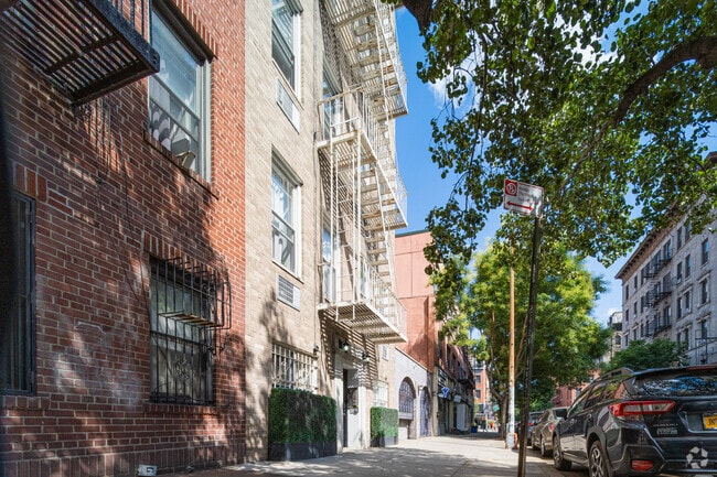 237 E Tenth St New York, NY 10003
