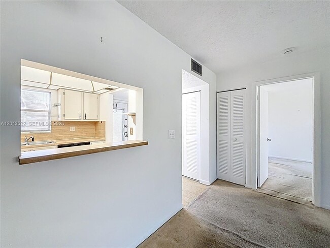 Photo - 6750 Royal Palm Blvd Unidad 209E