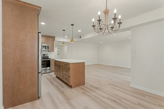 Photo - 13 Mullingar Ct Unit 102