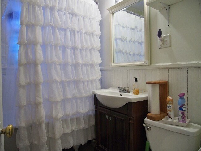 Photo - Perfect Mission Hill 4 Bed