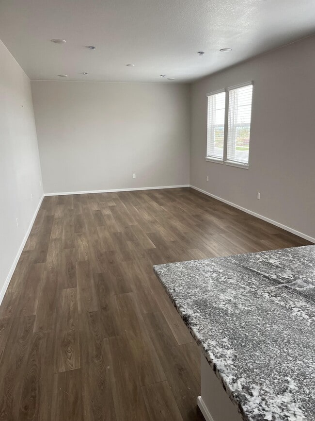 Photo - 23600 E 41st Ave