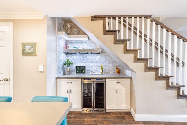 Photo - 1038 Jeffery St