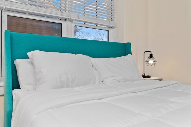 Photo - 457 E Kirby St Unit ID1228686P