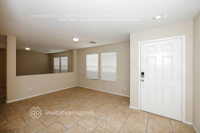 Photo - 9548 Glen Iris St