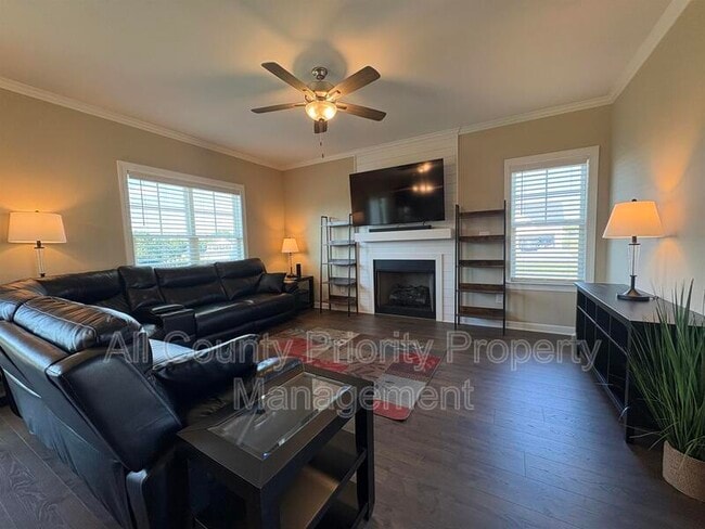 Photo - 224 Williamson Pl Dr