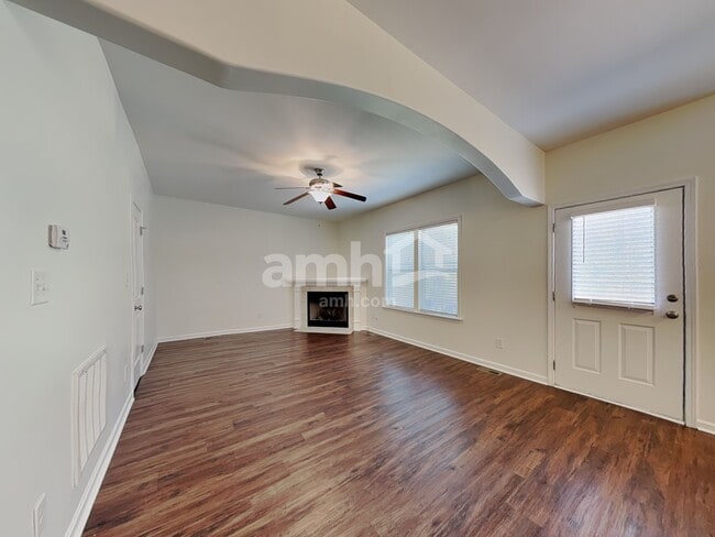 Photo - 108 Citrine Ct