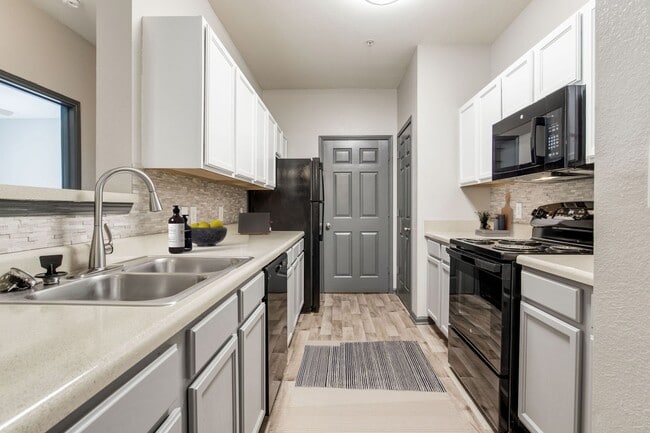 Photo - Majestic Oaks