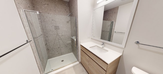 Photo - 800 N Wells St