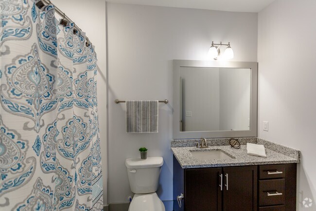 3BR, 2BA - Lynn - 1280 SF