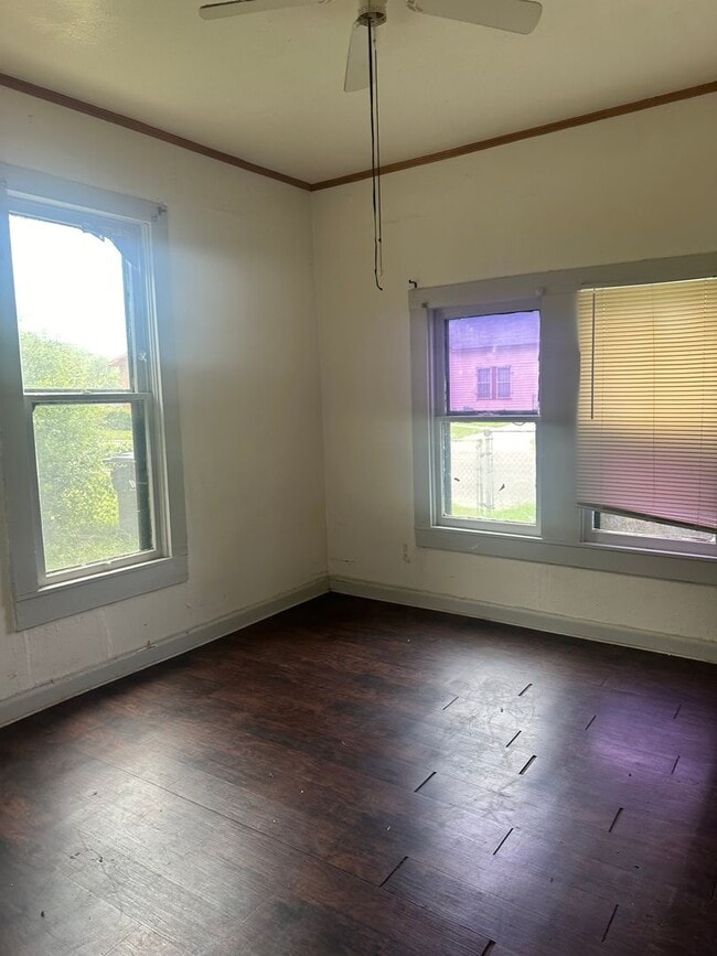Photo - Bonus room, East Waco