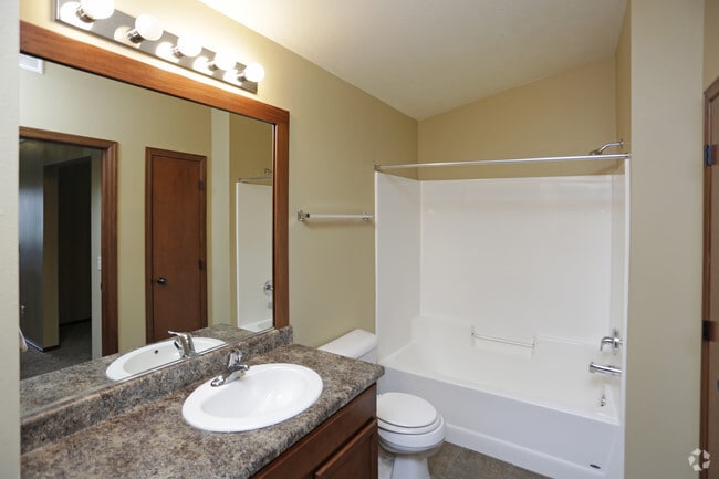 Photo - Meadow Ridge Apartments