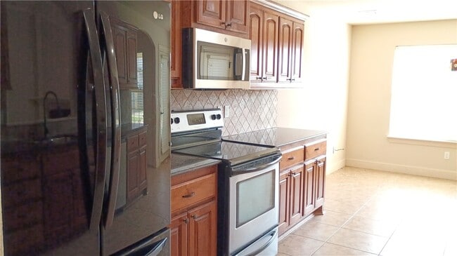 Photo - 2703 SW Ledbury Cove