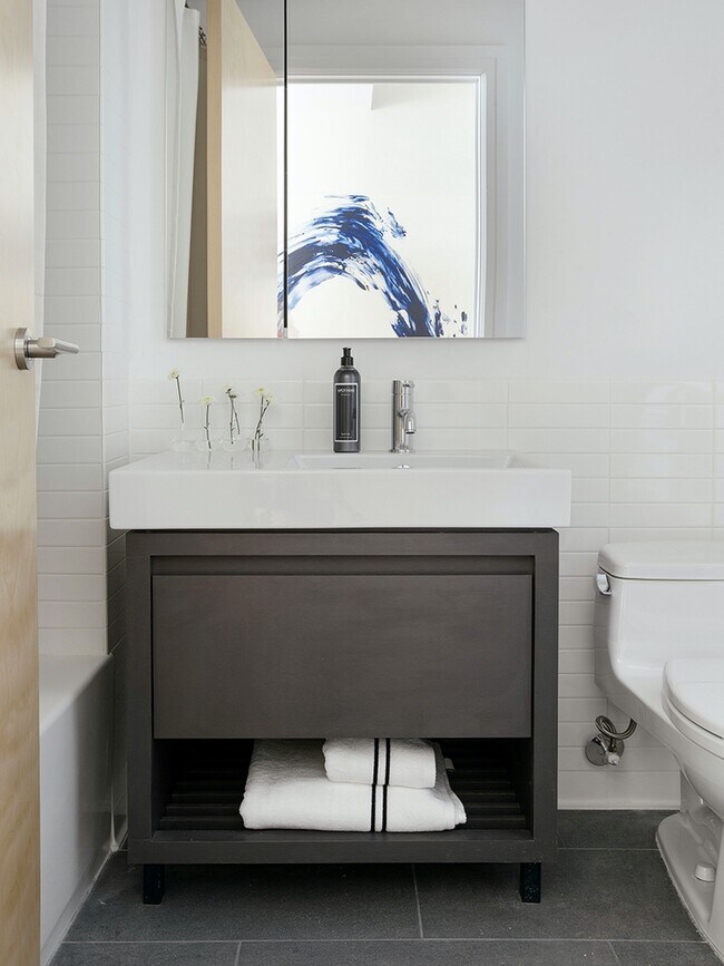 Photo - 325 Kent Ave Unit 810