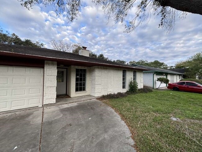 Building Photo - 16631 Blackhawk Blvd