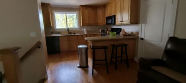 Photo - 1250 S Pinewood Dr Unit Private Small Room