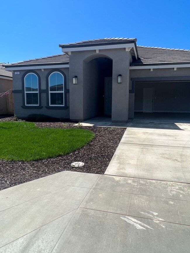"Modern & Energy-Efficient 3BR/2BA Home wi... - "Modern & Energy-Efficient 3BR/2BA Home wi...