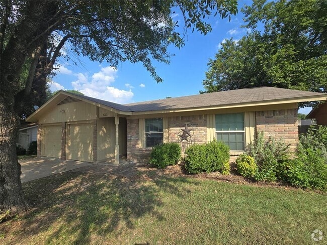 Building Photo - 613 Wagon Wheel Dr Rental