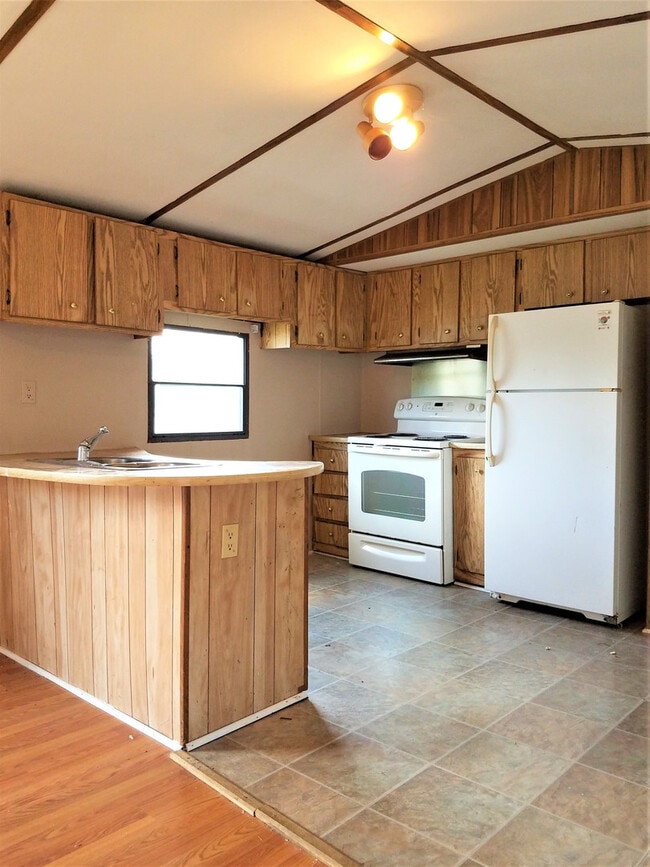 2979 Hwy 16 N. Unit #10