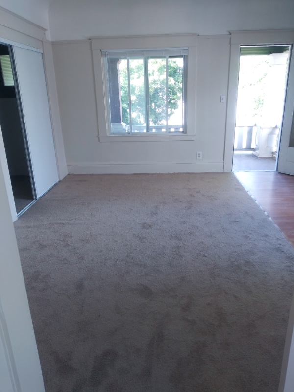 Photo - 522 Flora St