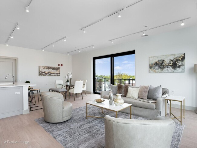 Photo - 3202 N Racine Ave Unit #206