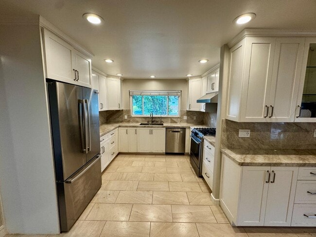 Photo - 1405 Antonio Ln
