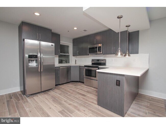 Photo - 2564 Frankford Ave Apartment Unit 2