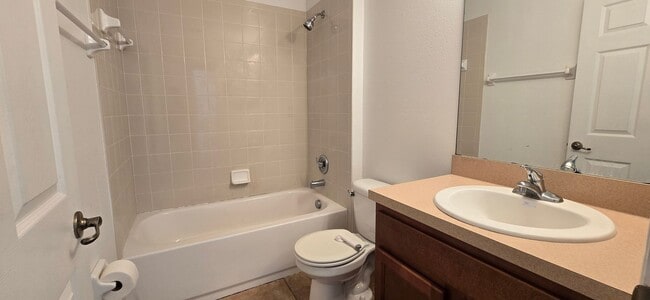 Photo - 3/2 ~ Lake View Estates ~ Corner Lot!