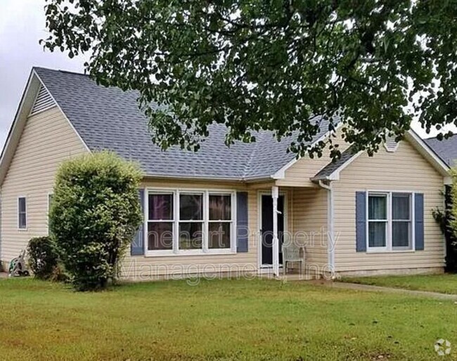Building Photo - 1615 Crestdale Rd Rental