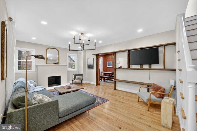 Building Photo - 6017 Inwood St Rental