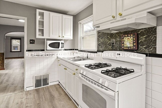 Photo - 249 S Hartnett Ave