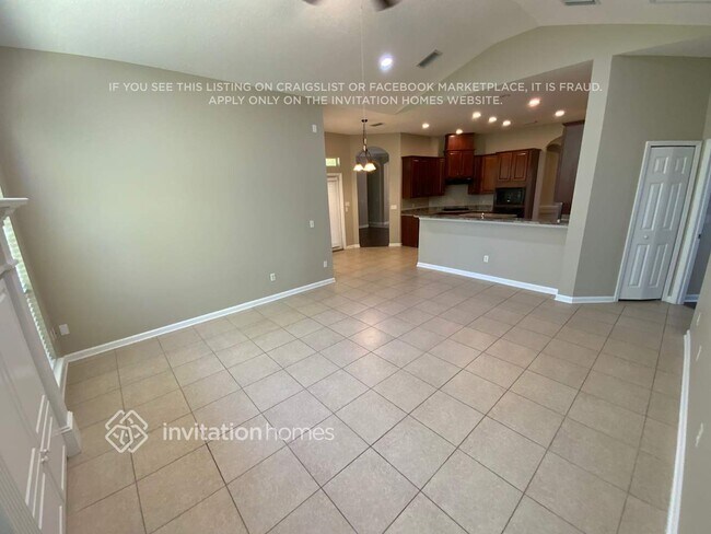 Photo - 149 Oak Common Ave