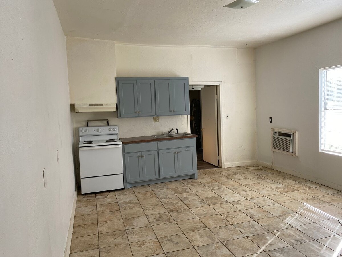 Photo - 823/825 SOUTH 19TH STREET DUPLEX Unit 823/825 SOUTH 19TH STREET DUPLEX
