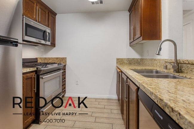 Photo - 11925 Kling St Unit 104