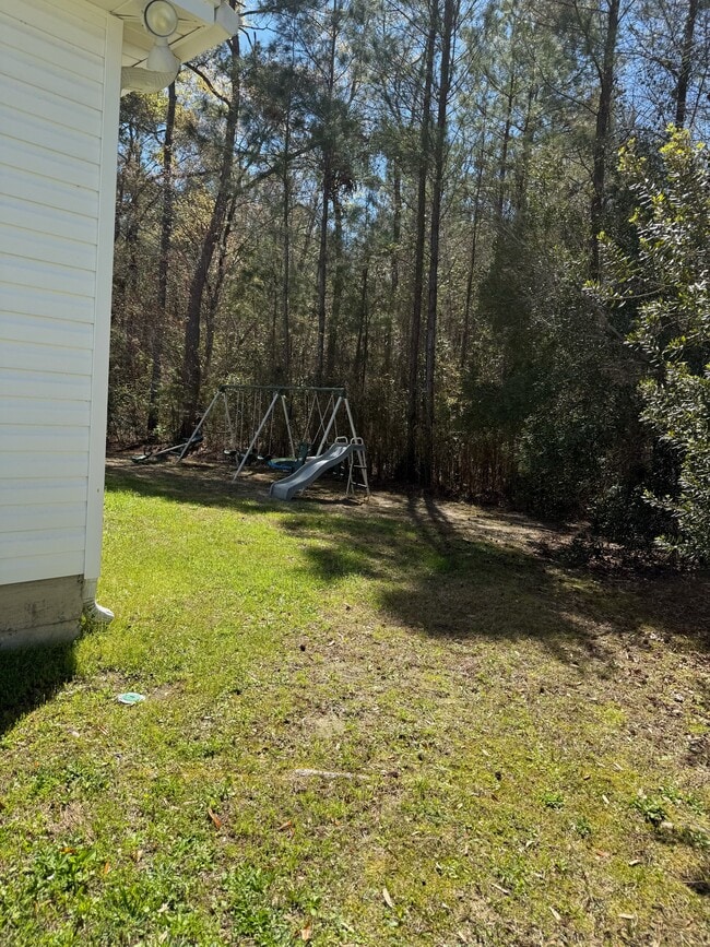 Photo - 656 Mahoney Rd