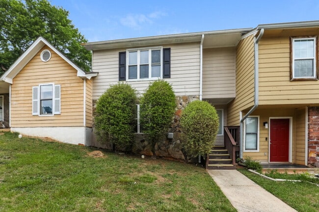 Building Photo - 8194 Canyon Forge Dr